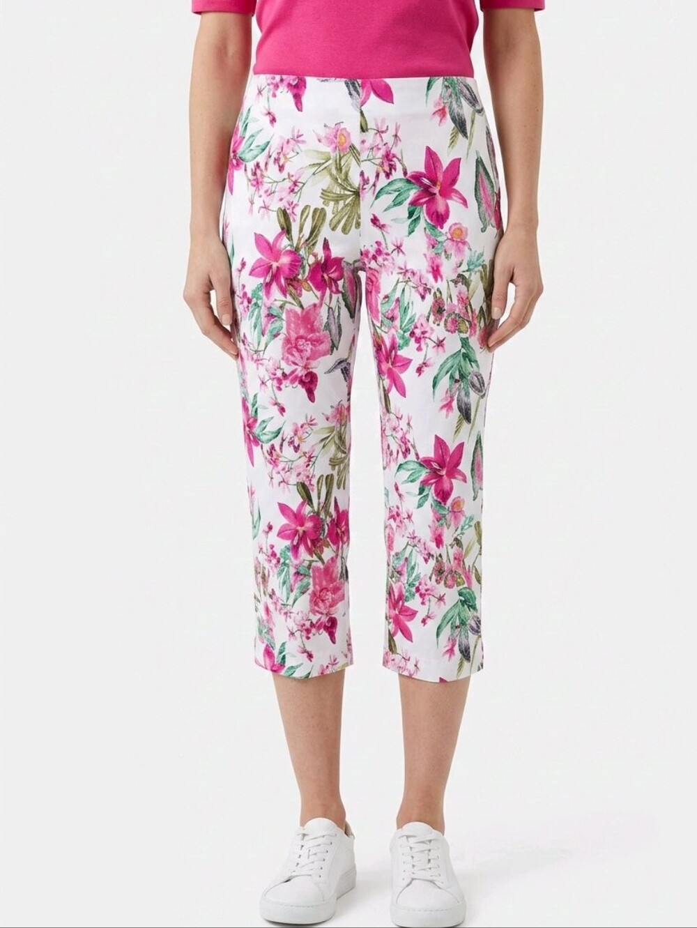 Insight Floral Patterned Stretch Capris